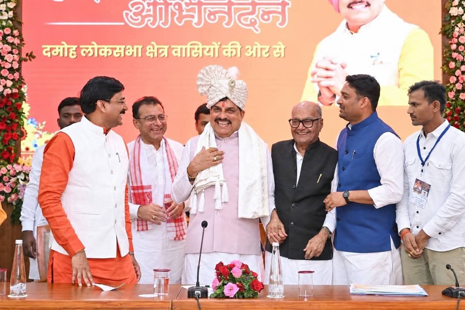 दमोह को फोरलेन सड़कों की सौगात, 180 सदस्यीय प्रतिनिधिमंडल ने मुख्यमंत्री डॉ. मोहन यादव का जताया आभार