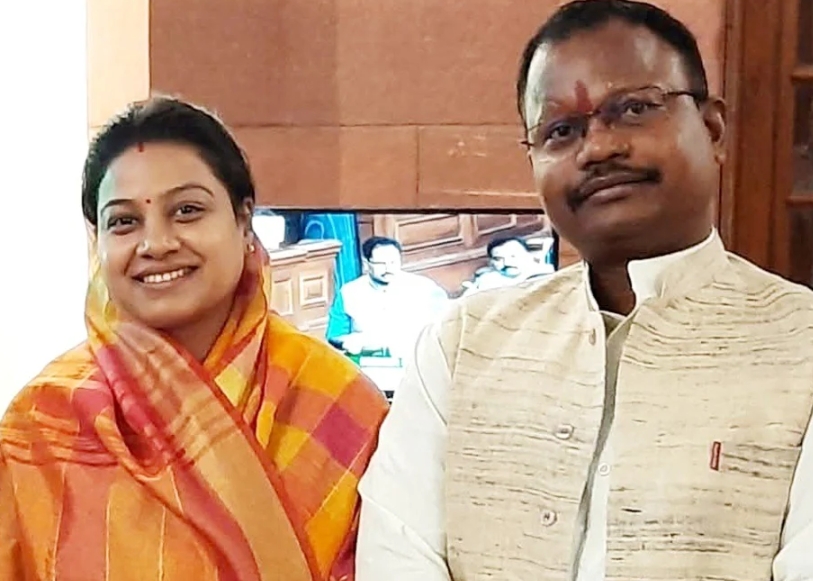शहडोल सांसद हिमाद्री सिंह और नरेंद्र सिंह मरावी का विवाह विच्छेद, राजेंद्रग्राम कोर्ट ने आपसी सहमति से दी डिक्री शहडोल सांसद हिमाद्री सिंह और नरेंद्र सिंह मरावी का विवाह विच्छेद, राजेंद्रग्राम कोर्ट ने आपसी सहमति से दी डिक्री