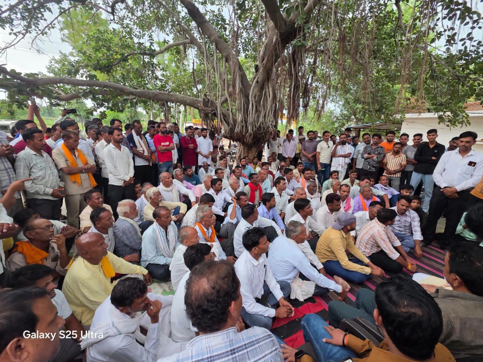 दतिया उपचुनाव: मंत्री धर्मेन्द्र सिंह लोधी ने संभाला प्रचार मोर्चा, कई गांवों में की जनसभाएं